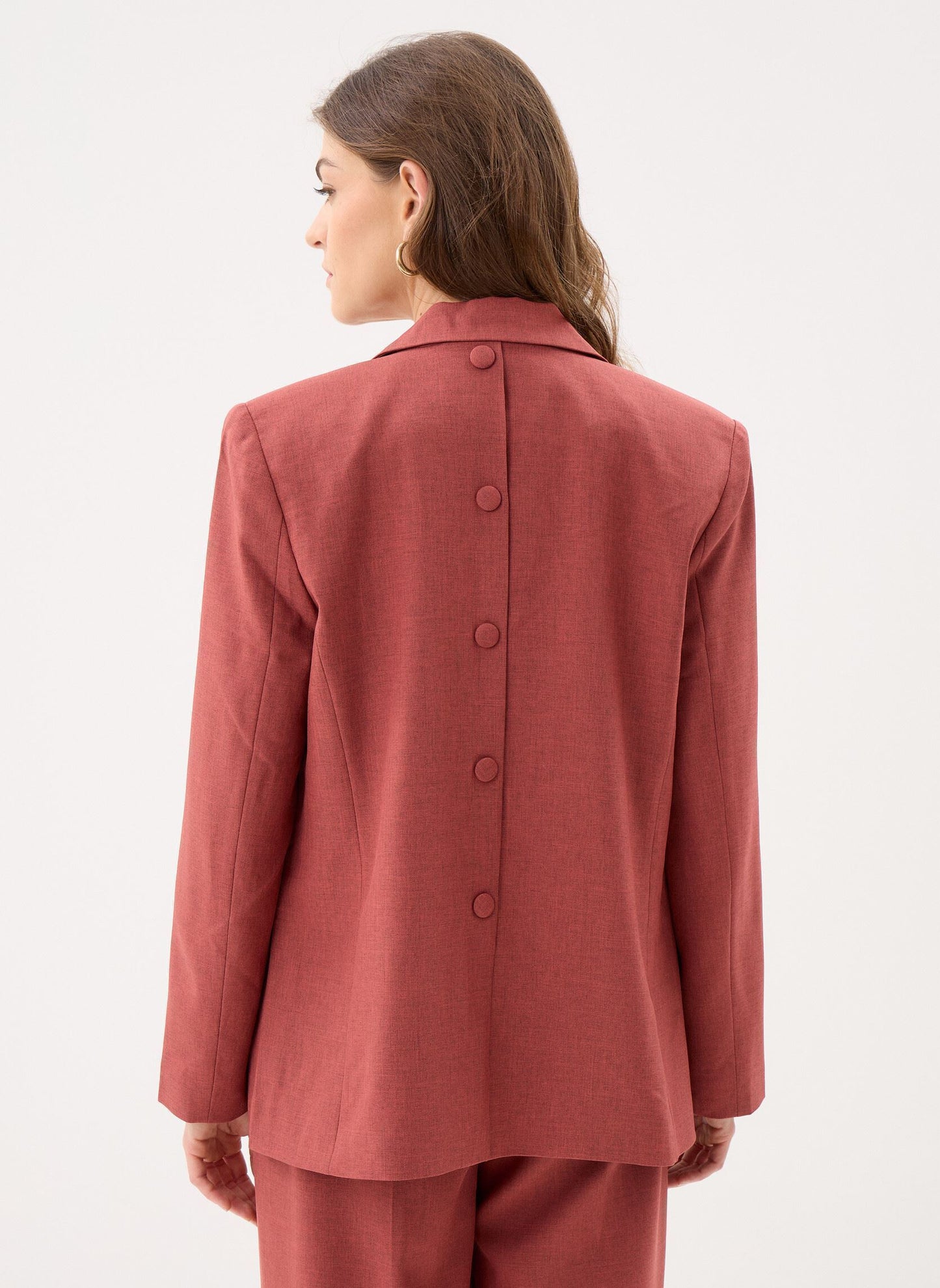 Giacca blazer color ruggine con chiusura a clip