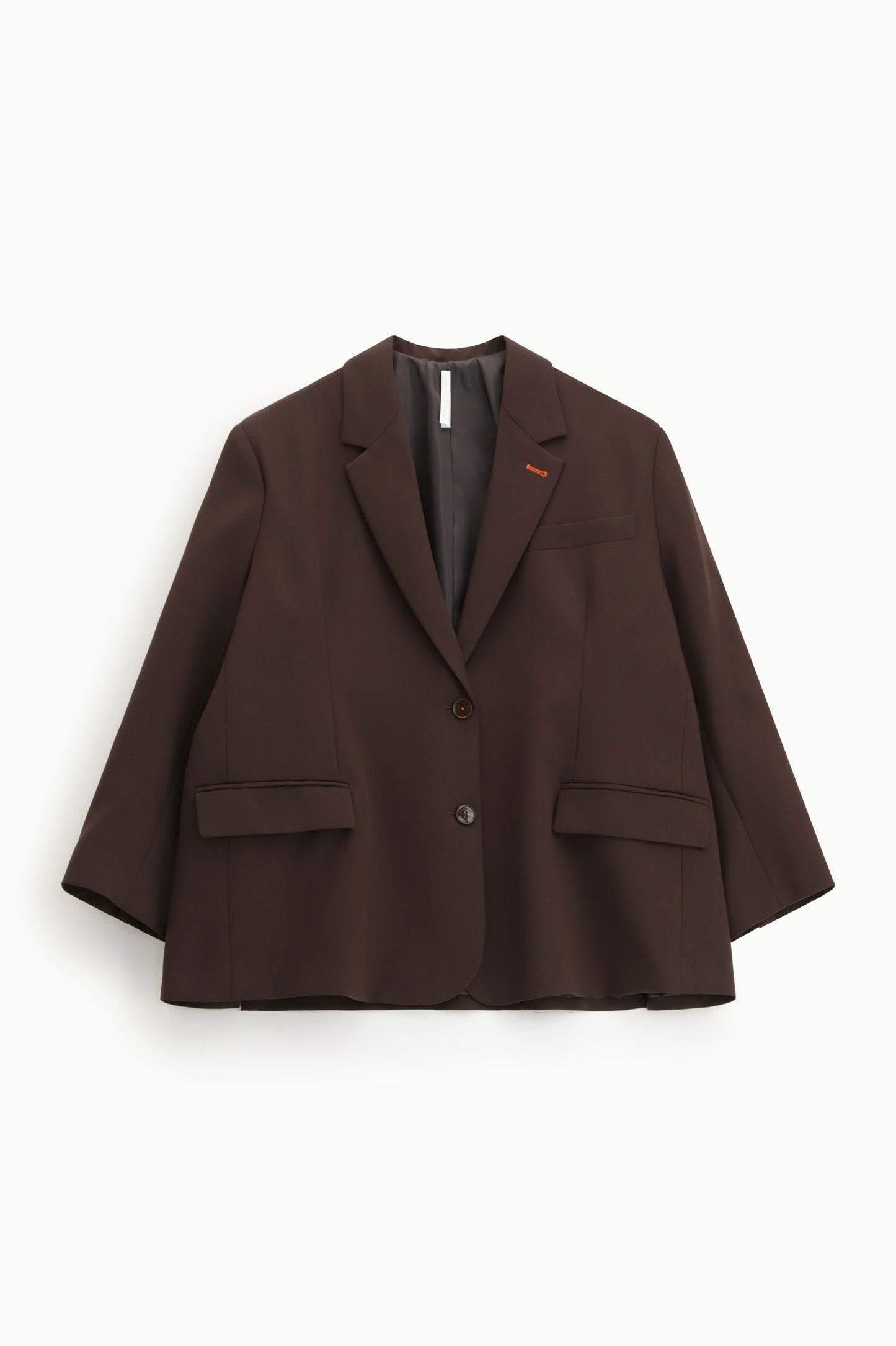 Blazer ampio con abbottonatura monopetto e revers classici