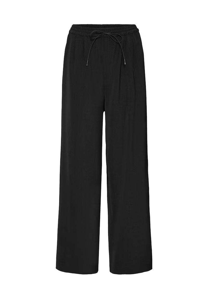 Pantalone nero con elastico in vita