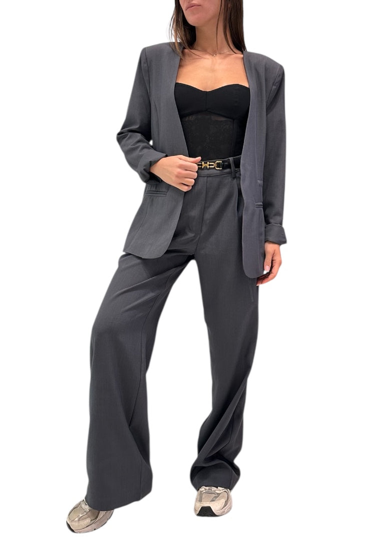 Completo grigio con giacca e pantalone IHfava
