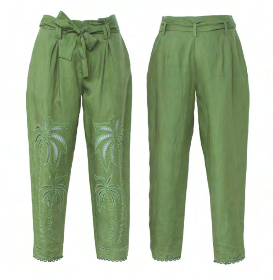 Pantalone verde con ricami in macramè e fusciacca in vita
