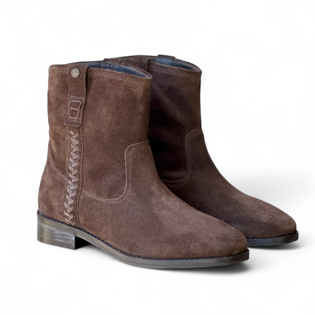 Stivaletto moro basso in pelle