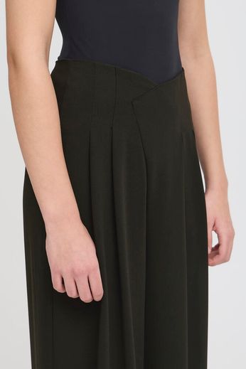 Pantalone nero a vita alta con pinces Ihlinta
