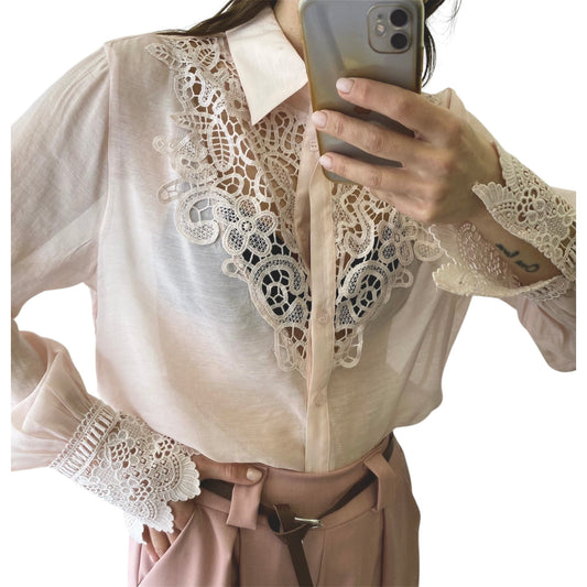 Camicia bianca manica lunga con ricamo davanti e sulla manica