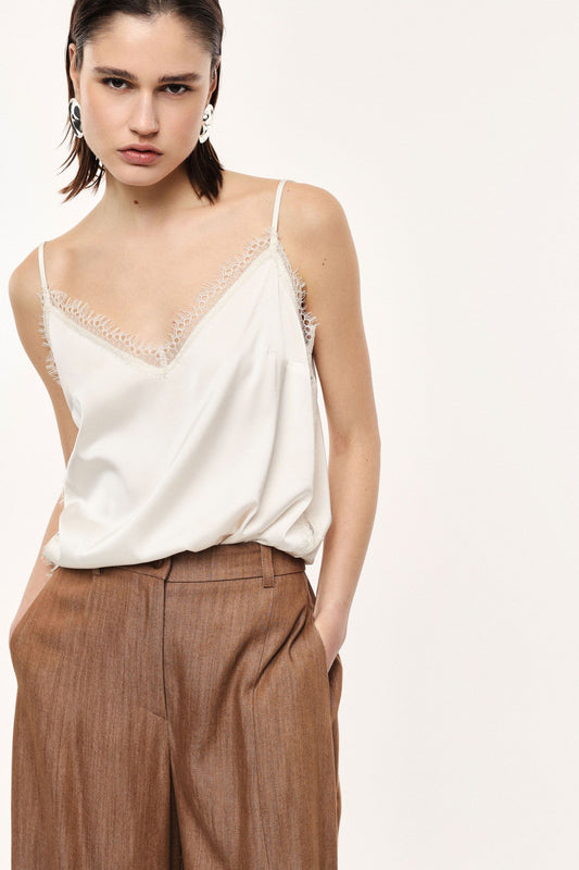 Top con bretelle sottile e inserto in pizzo