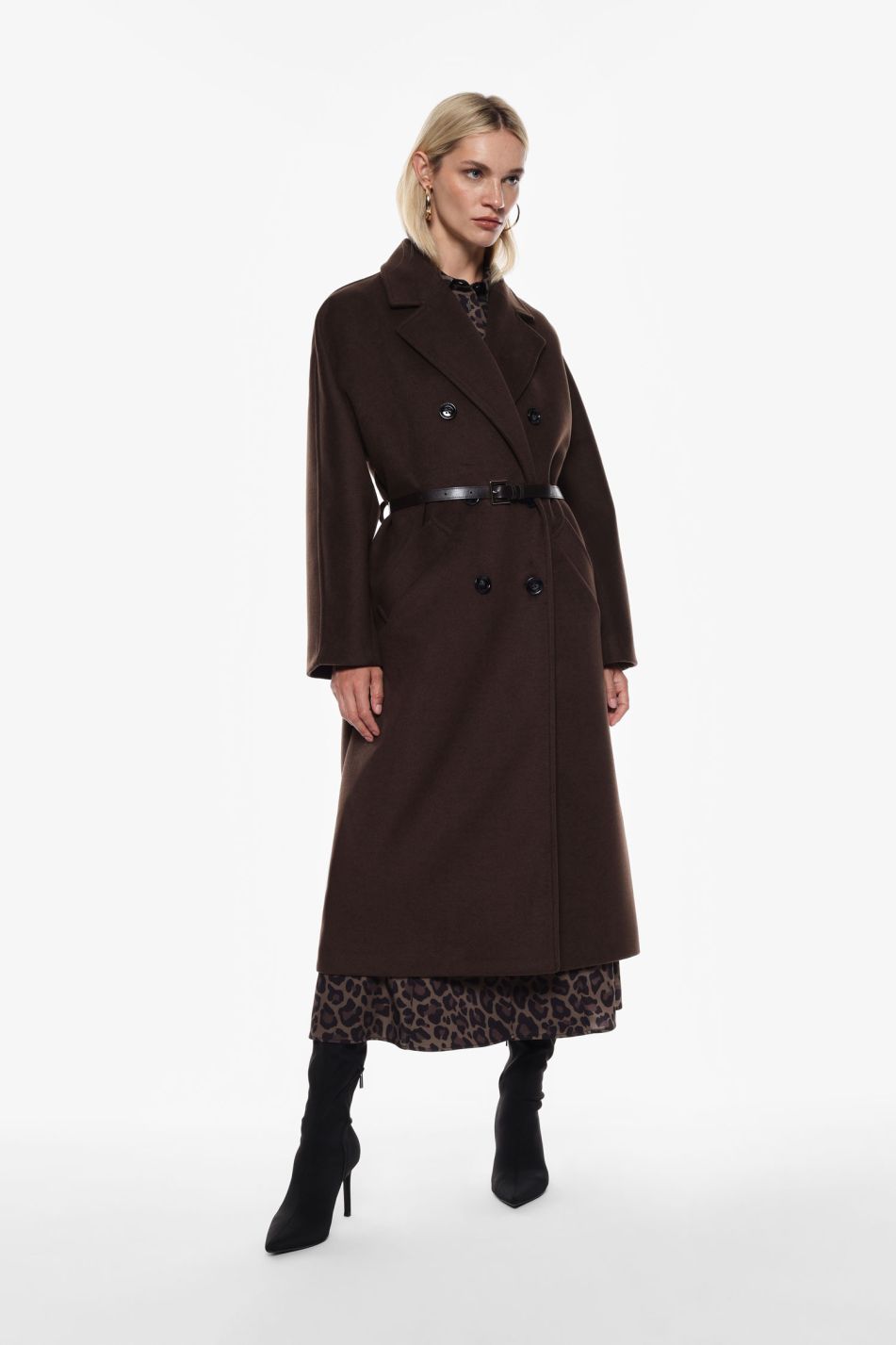 Cappotto lungo con doppia abbottonatura