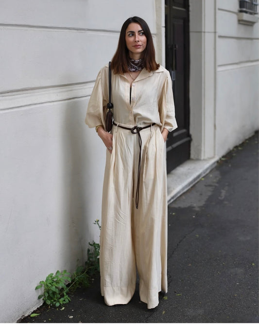 Completo avorio camicia e pantalone a palazzo con cintura