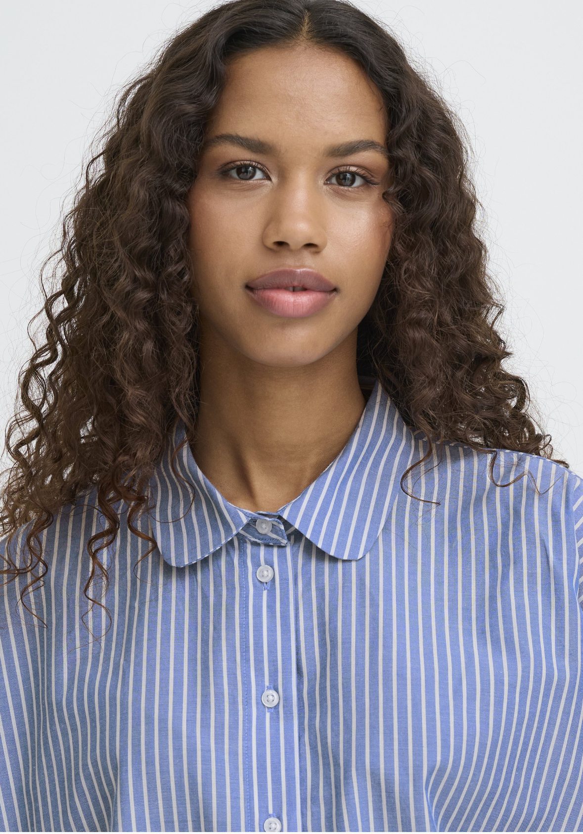 Camicia a righe celeste