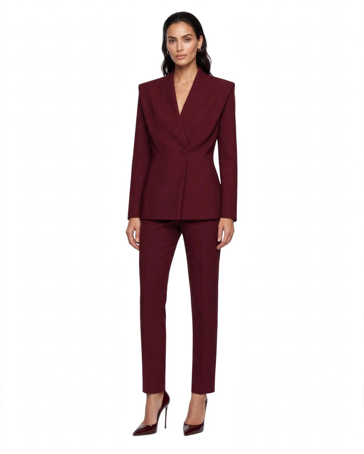 Tailleur bordeaux giacca monopetto e pantalone sigaretta con spacchi laterali