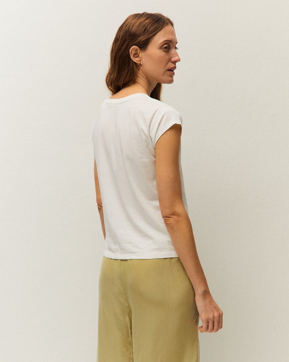 T-shirt basic con scollo tondo e maniche corte