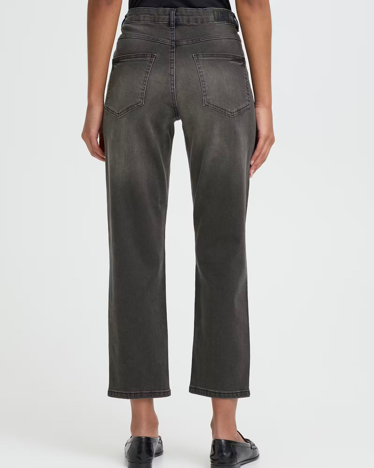 Jeans nero regular lunghezza cropped