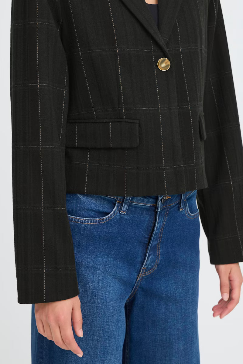 Completo Woolley con blazer corto e pantalone palazzo