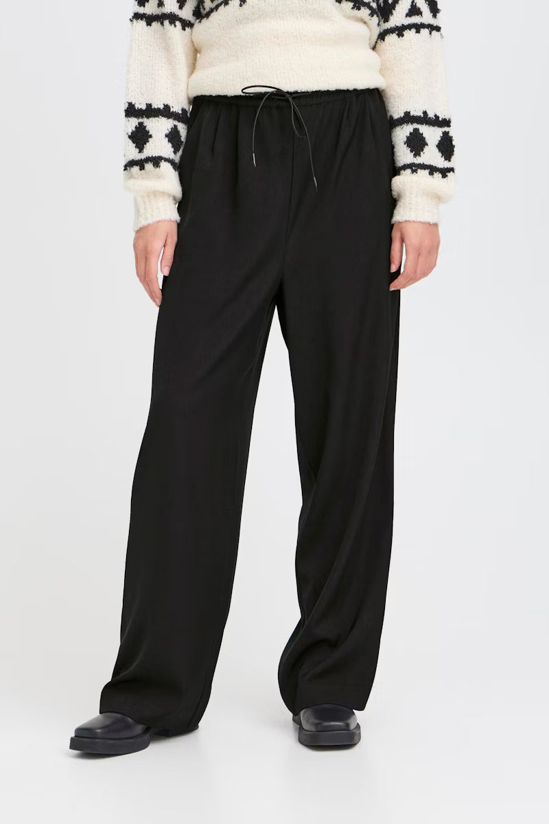 Pantalone nero con elastico in vita