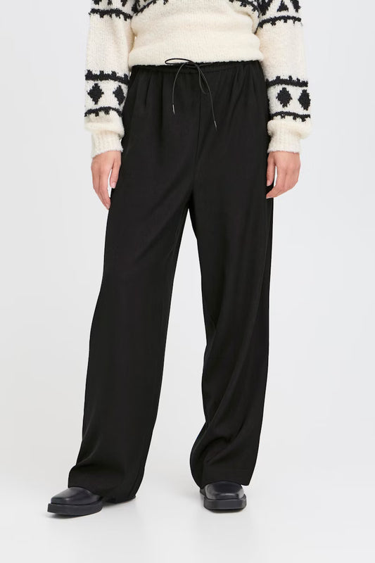 Pantalone nero con elastico in vita