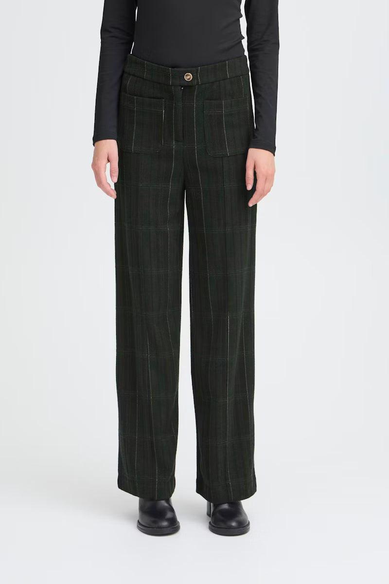 Completo Woolley con blazer corto e pantalone palazzo