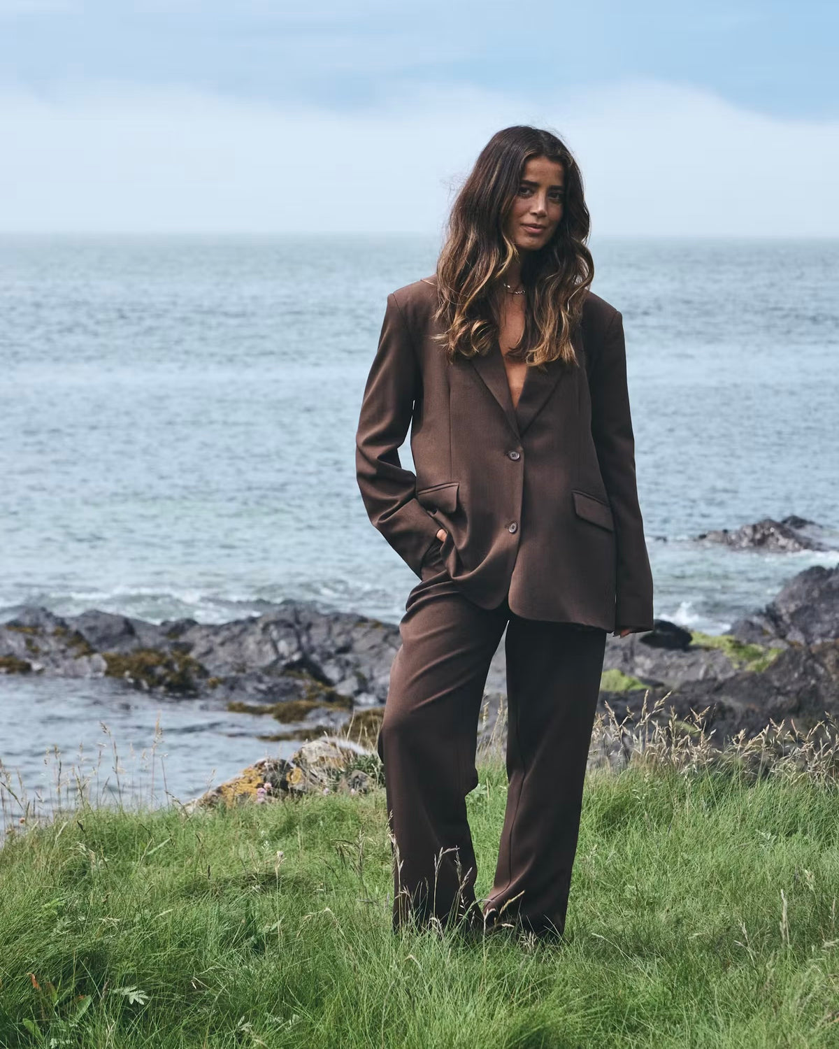 Tailleur moro oversize giacca e pantalone palazzo con elastico in vita