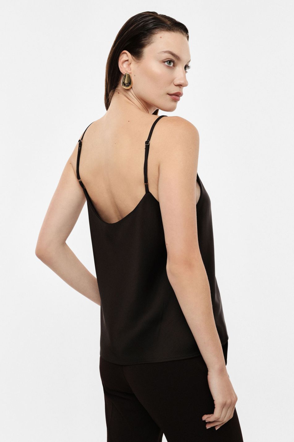 Canotta in satin nero