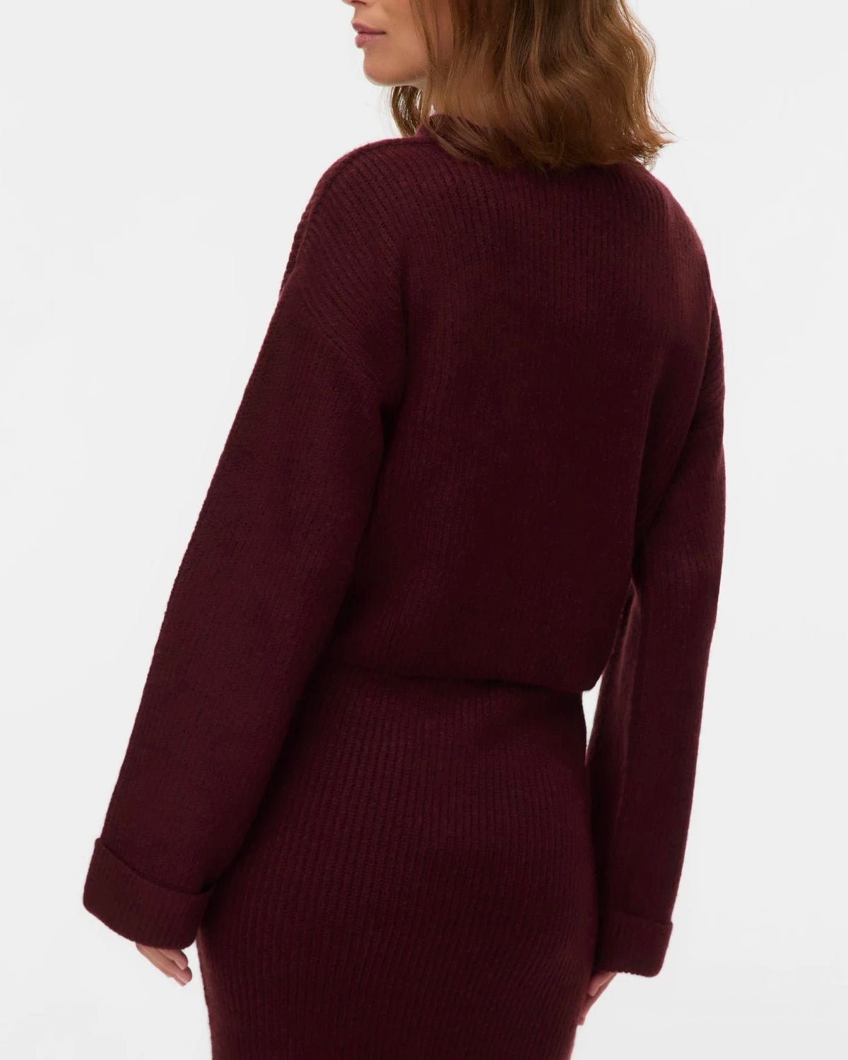 Maglione crop bordeaux con incrocio sulla parte davanti