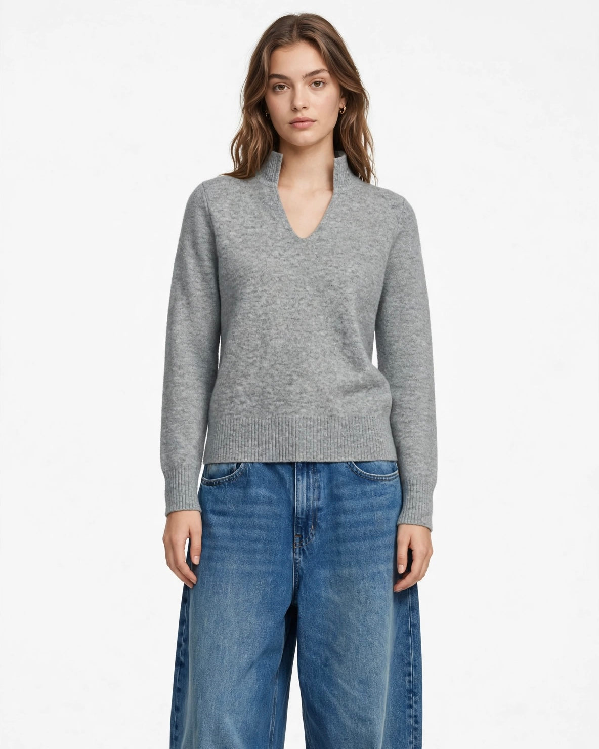 Maglione grigio scollatura V