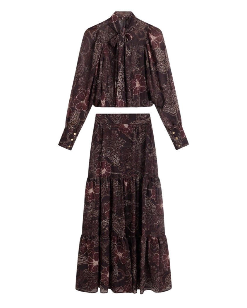 Completo camicia e gonna fantasia con dettagli in lamé