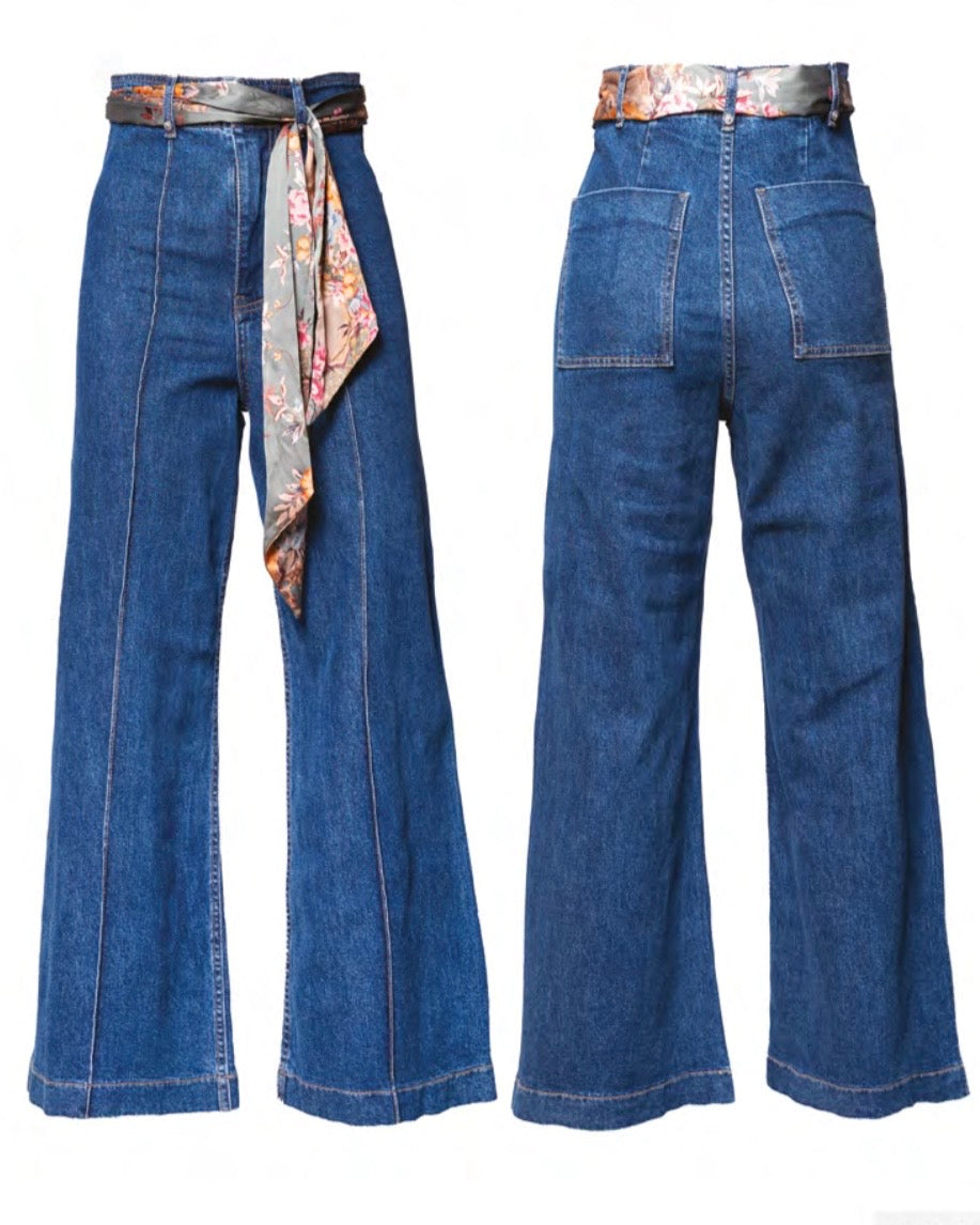 Jeans palazzo con fusciacca fantasia