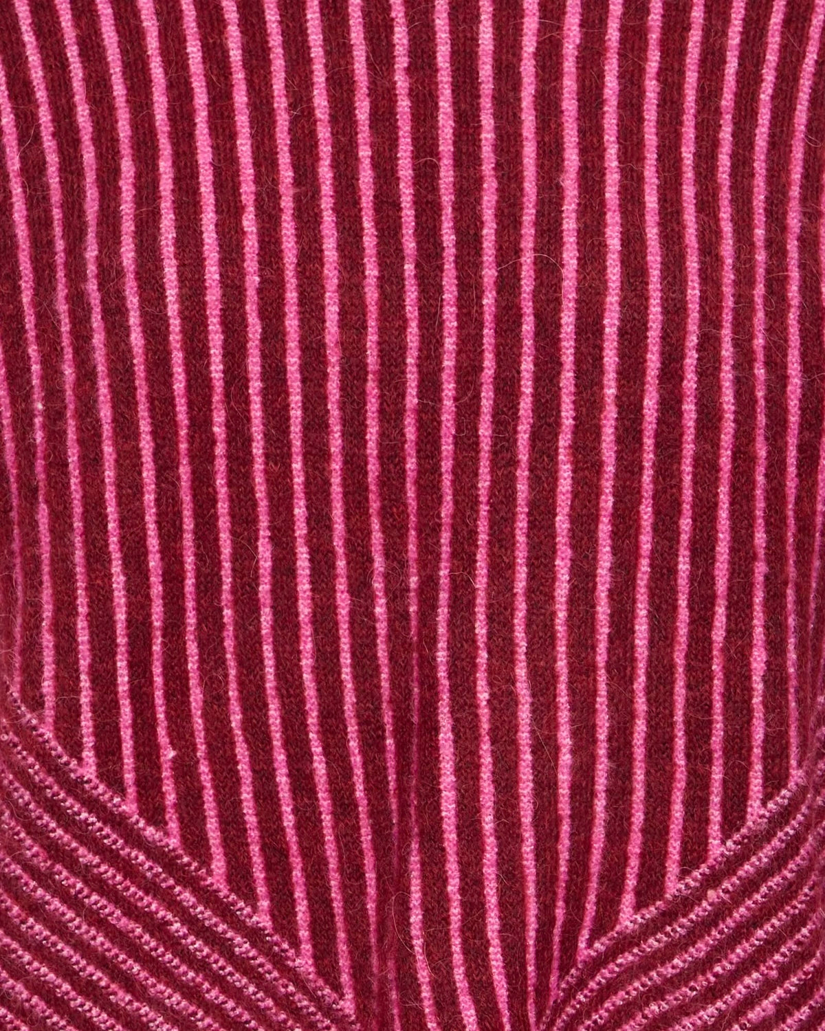 Maglione bicolor bordeaux/fuxia scollatura tonda