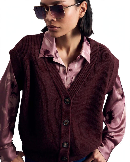 Burgundy ribbed cardigan vest