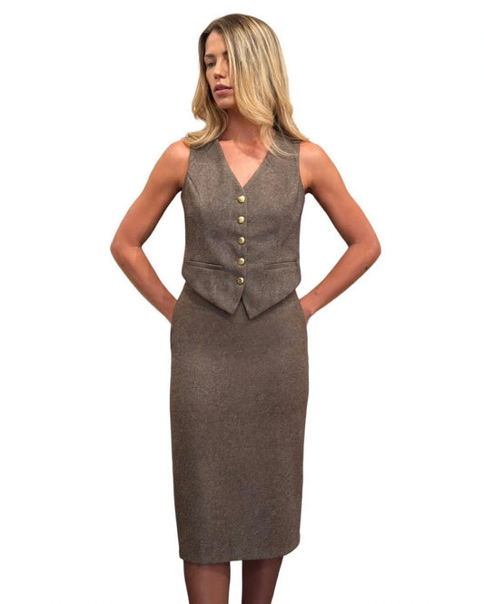 Sand suit with vest and midi skirt