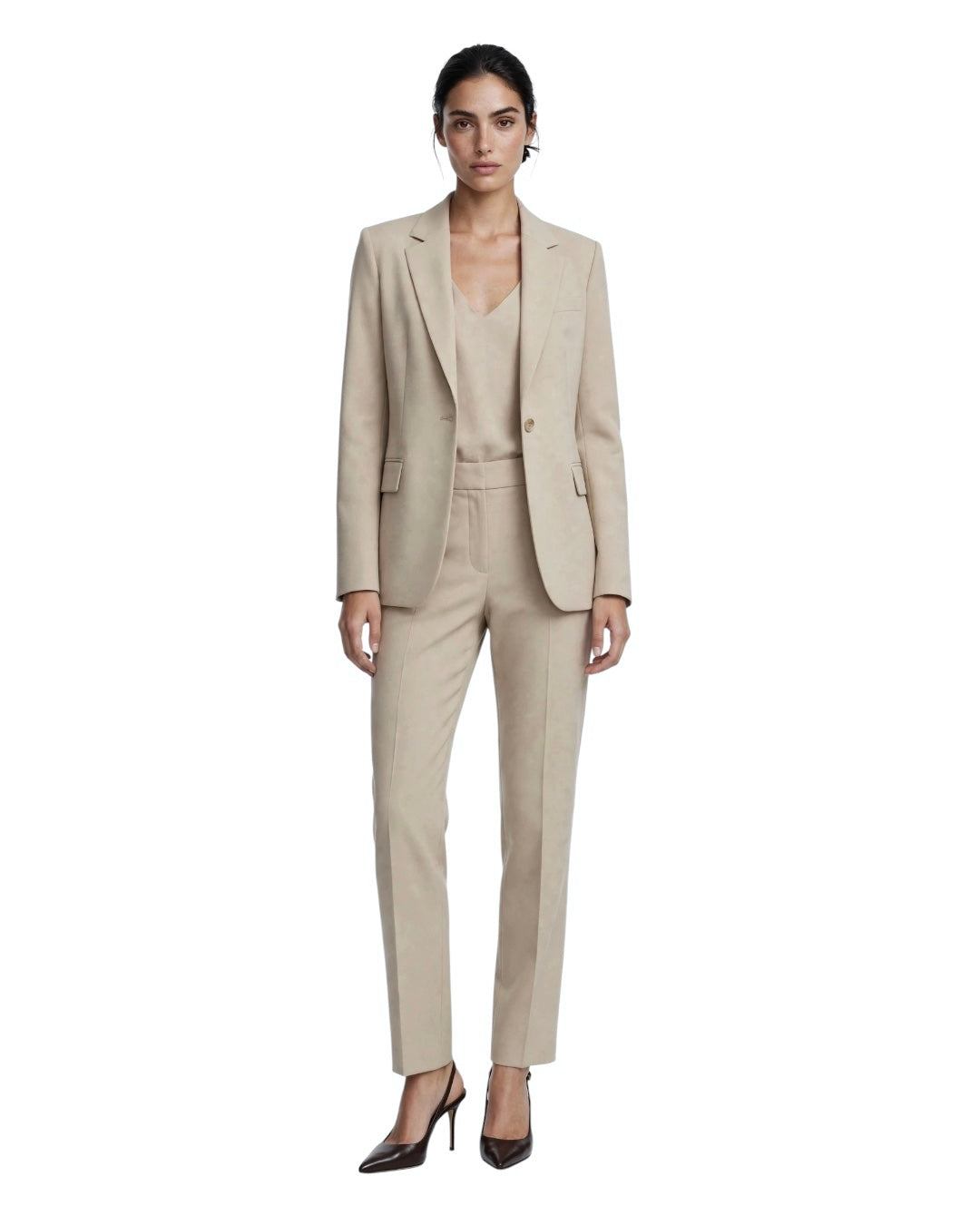 Tailleur crema giacca monopetto e pantalone sigaretta