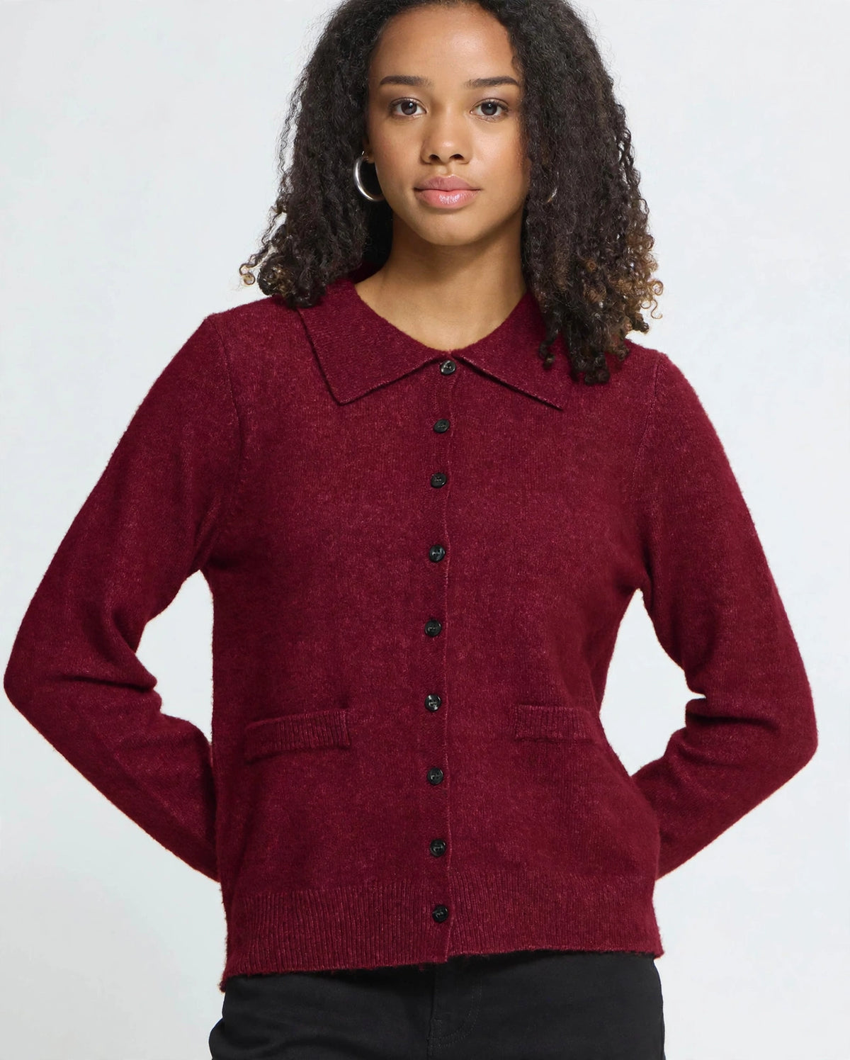 Cardigan bordeaux con colletto