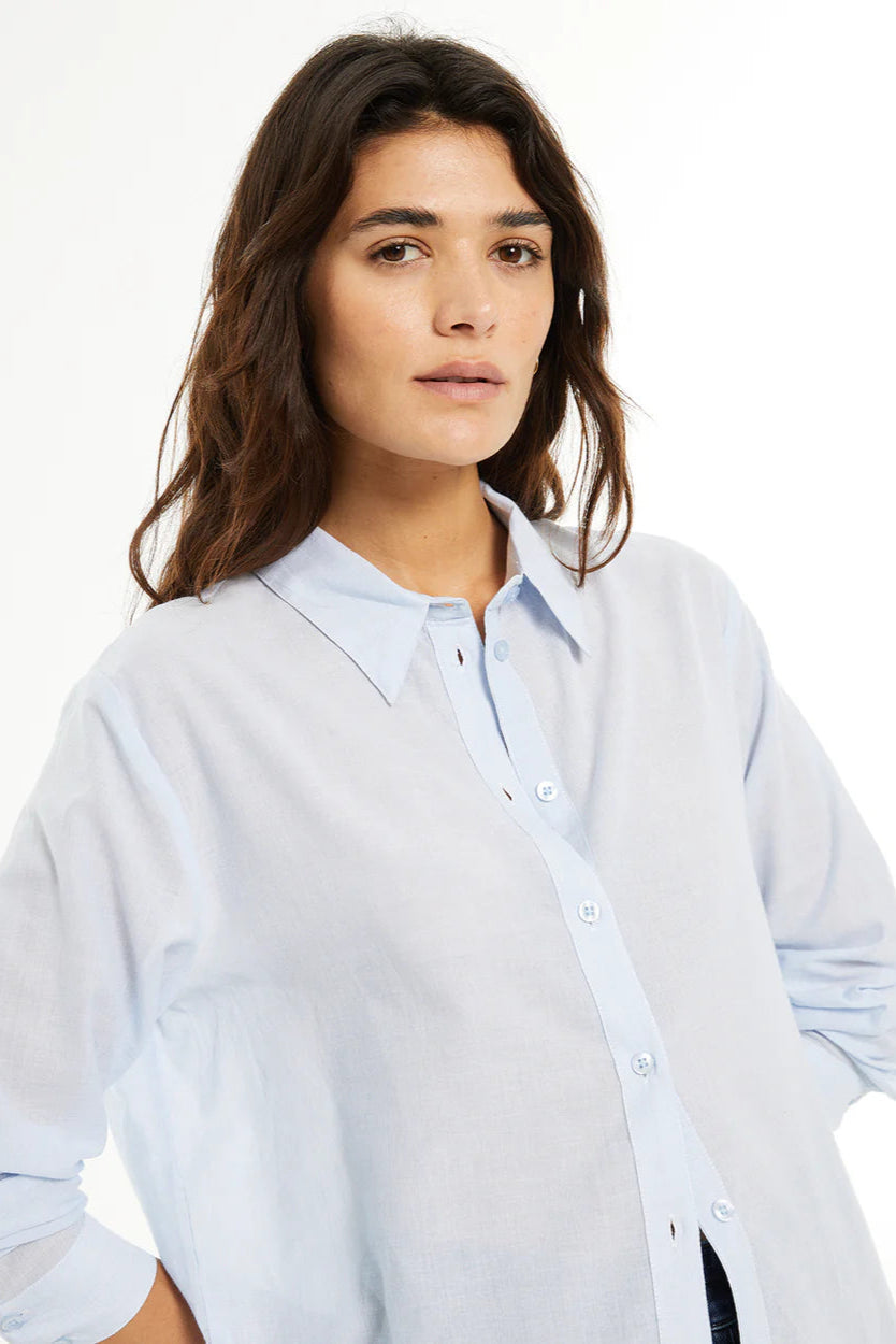 Camicia in chambray celeste