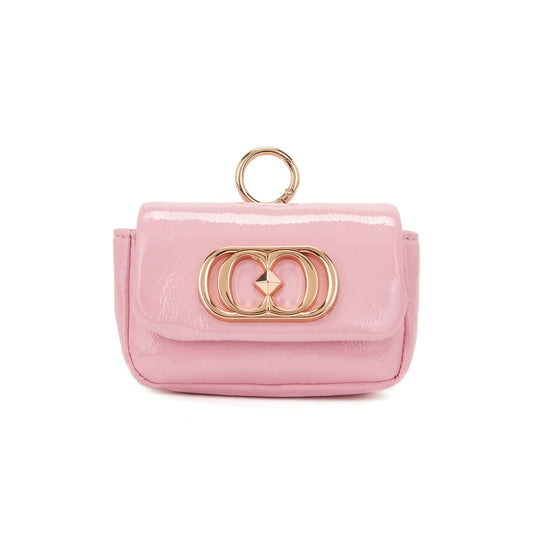 Charm in vernice Pink con logo ed anello in metallo