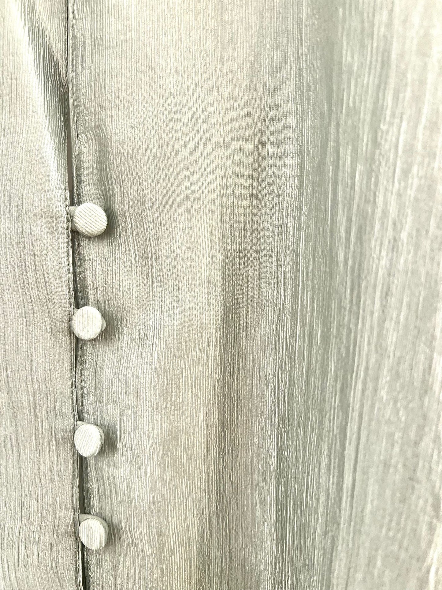 Camicia verde traslucida